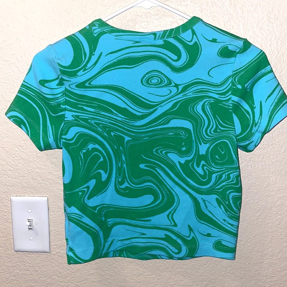 Crop Top - Picture 2 of 2